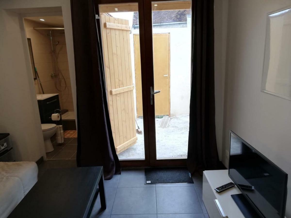 Maison Duplex & Appartement Sur Cour La Ferte-Gaucher Exterior photo